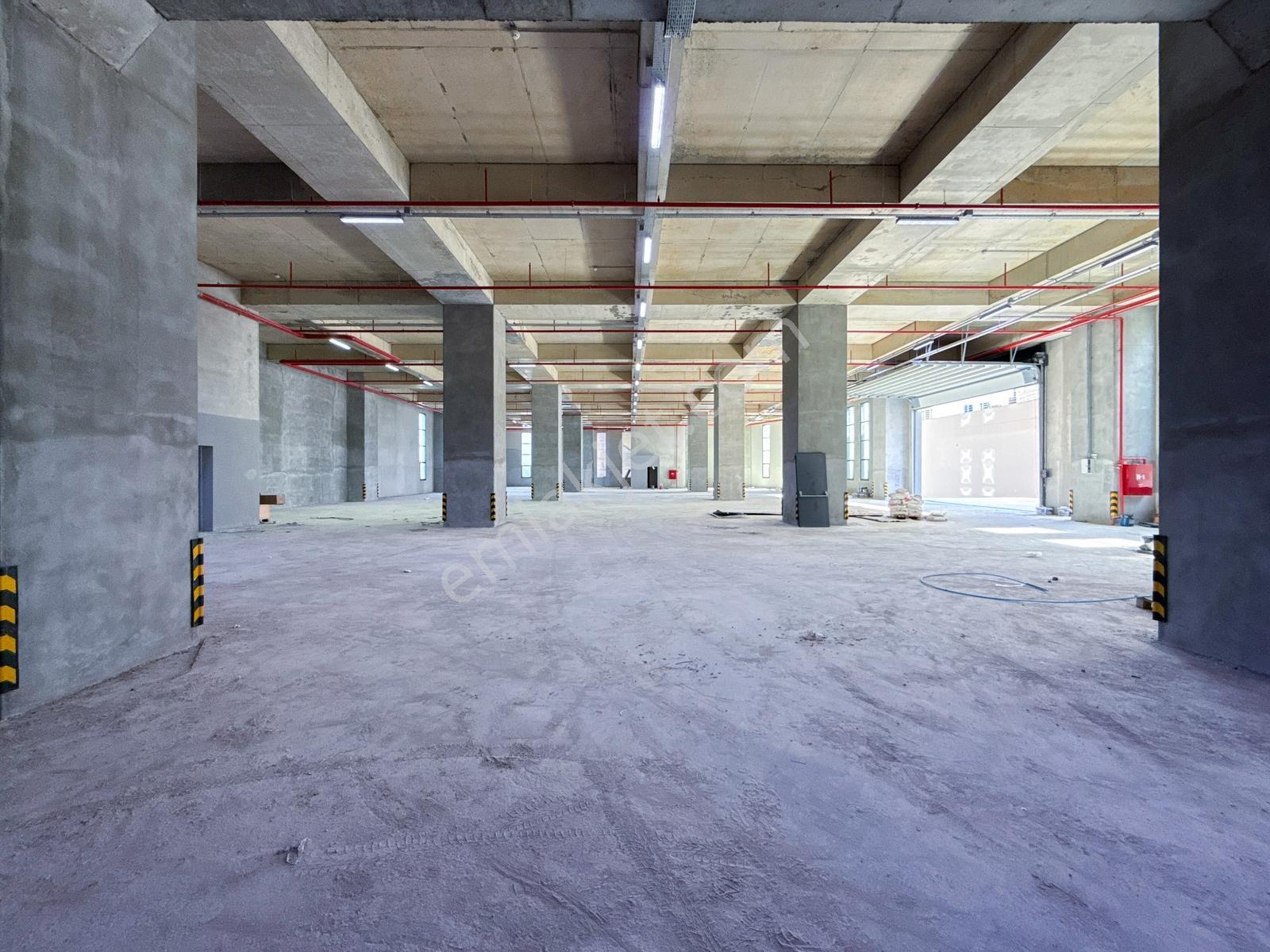Hadımköy Akpınar Bölgesinde Kiralık 4.920m² Fabrika - Görsel 22