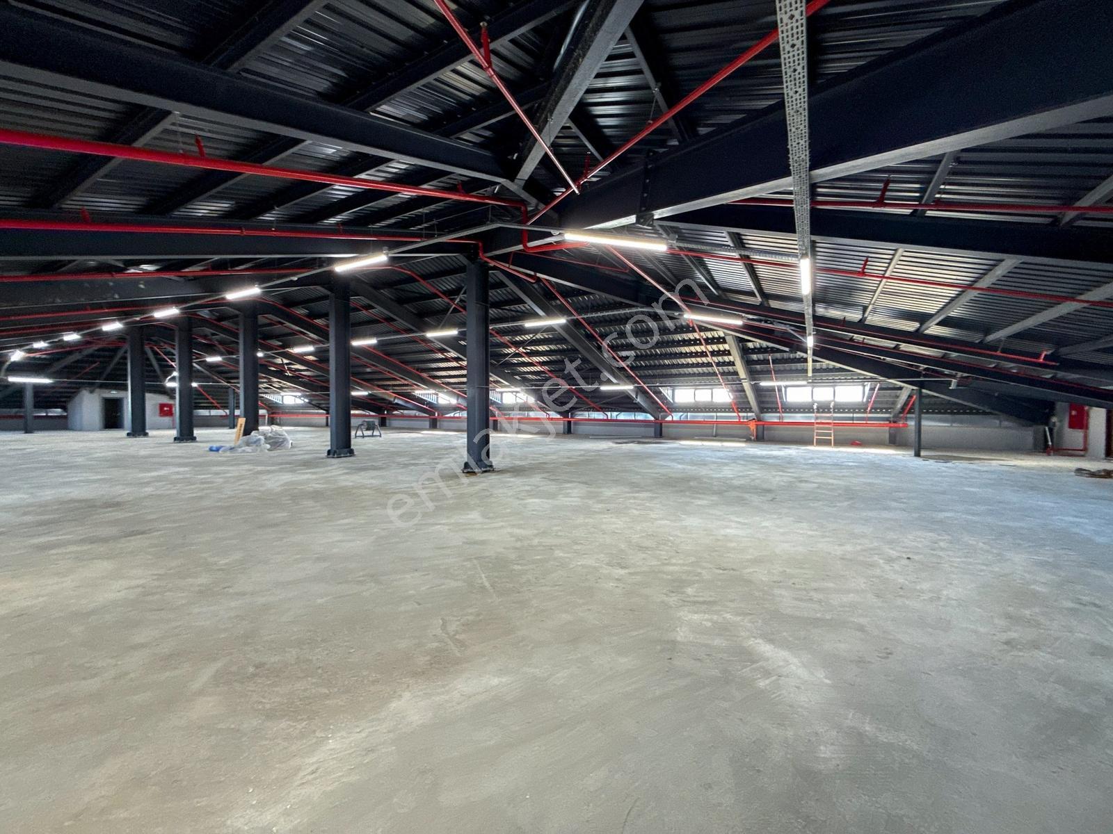 Hadımköy Akpınar Bölgesinde Kiralık 7.060m² Fabrika - Görsel 16