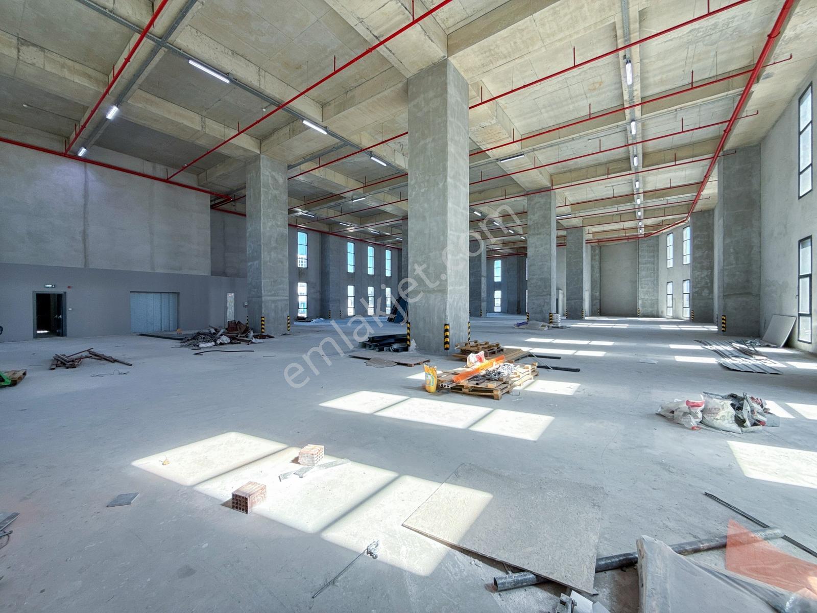 Hadımköy Akpınar Bölgesinde Kiralık 7.060m² Fabrika - Görsel 21