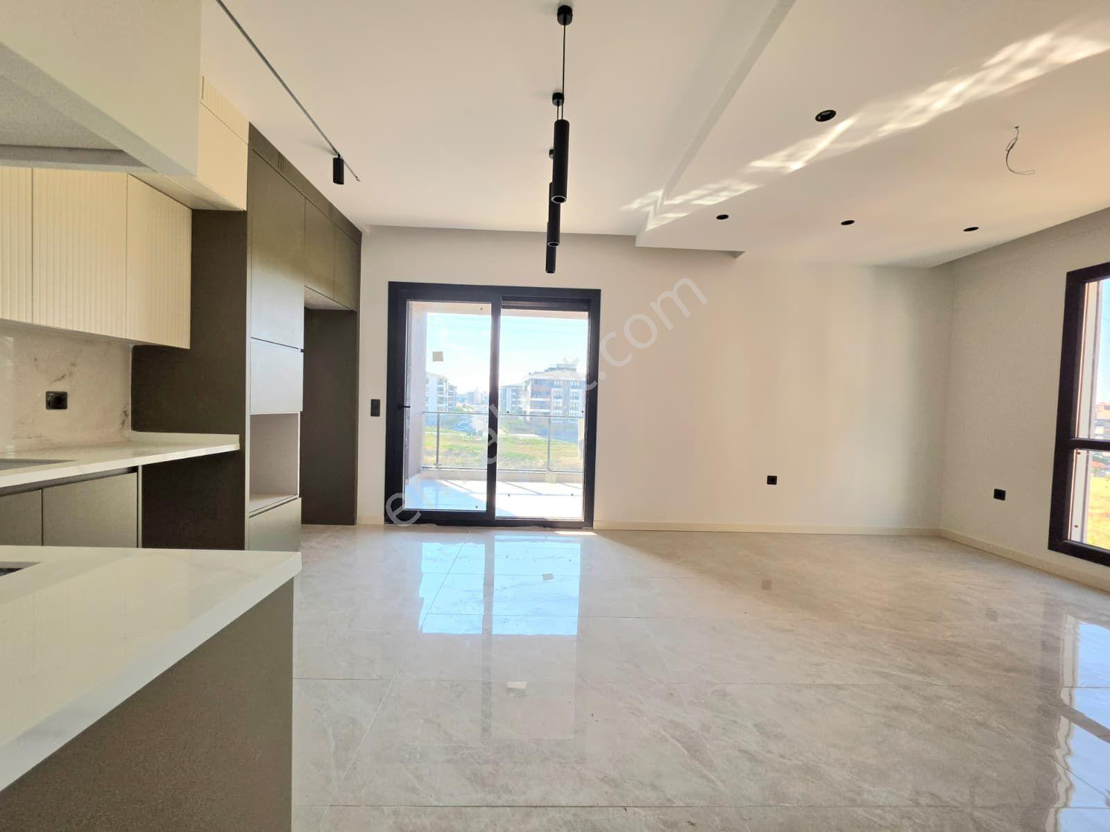 Önü Yeşil Alan Ara Kat 2 Banyo Giyinme Odalı 107 M² 2+1 - Görsel 8
