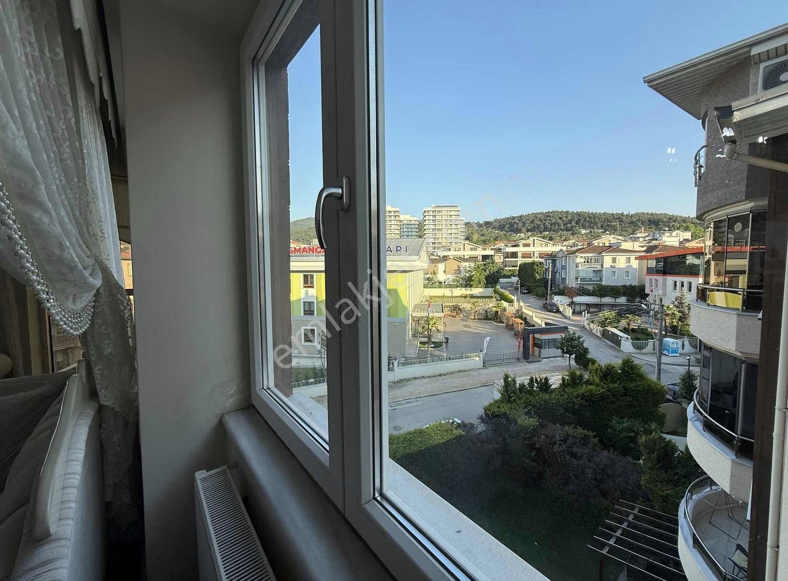 Çamlıcada Tam Eşyalı 190 M² Şömineli 4+2 Konseptli Özel Daire - Görsel 3
