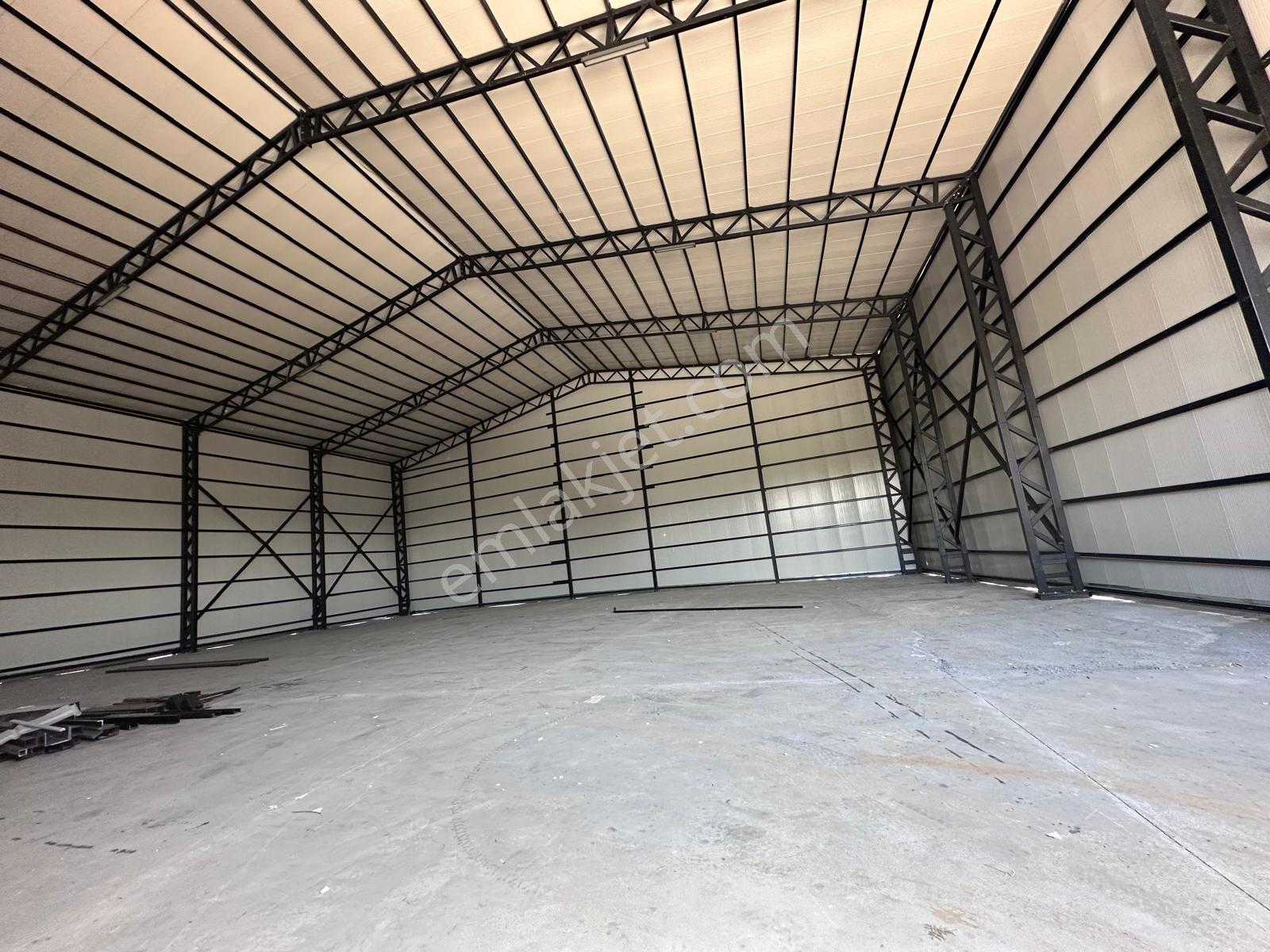 Kiralık 1000 M2 Kapalı Alana 1000 M2 Açık Alan Depoya Uygun - Görsel 32