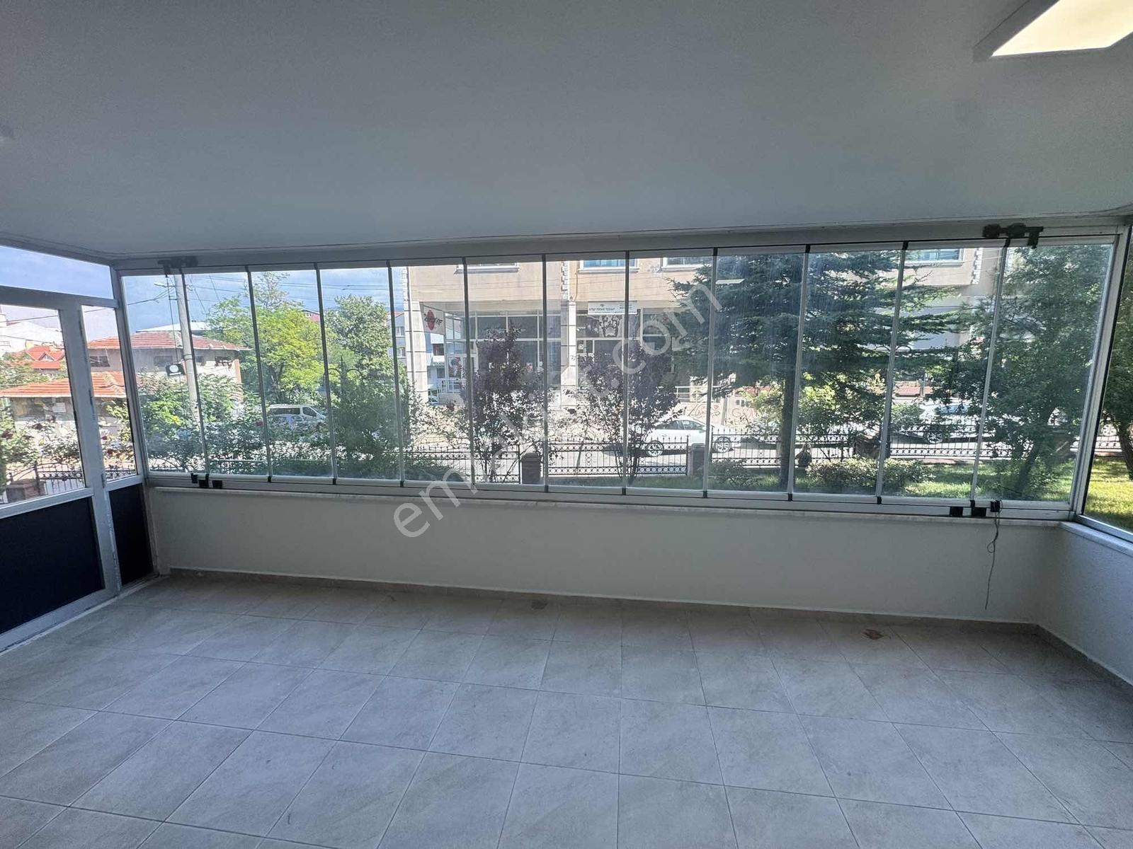 Mavera Park Evlerinde 220 M² 4+1 Bahçe Katı Kapalı Havuzlu Site - Görsel 5