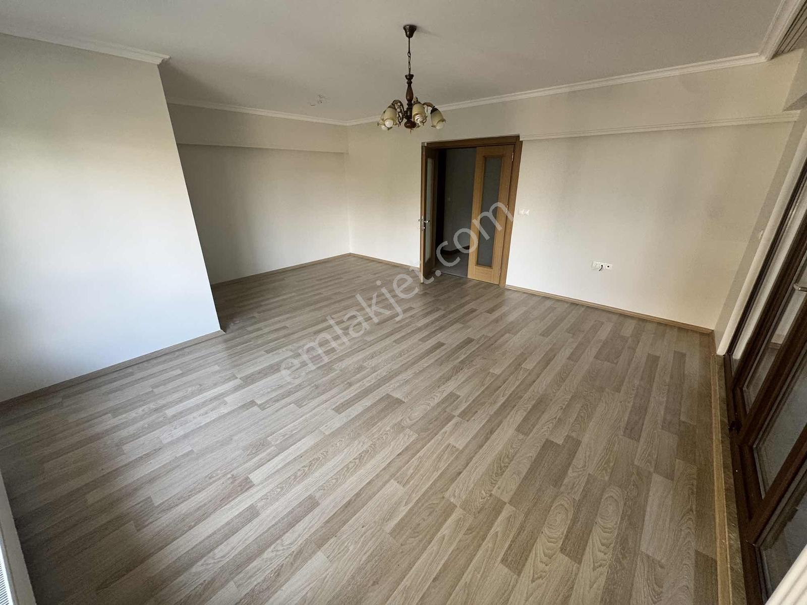 Mavera Park Evlerinde 220 M² 4+1 Bahçe Katı Kapalı Havuzlu Site - Görsel 15
