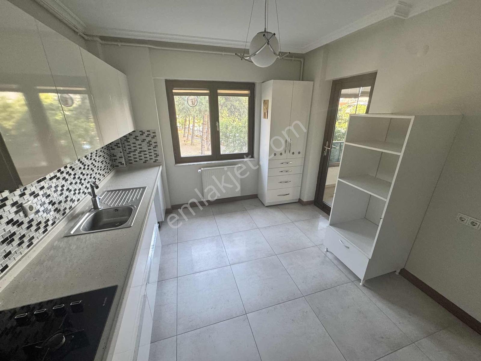 Mavera Park Evlerinde 220 M² 4+1 Bahçe Katı Kapalı Havuzlu Site - Görsel 23