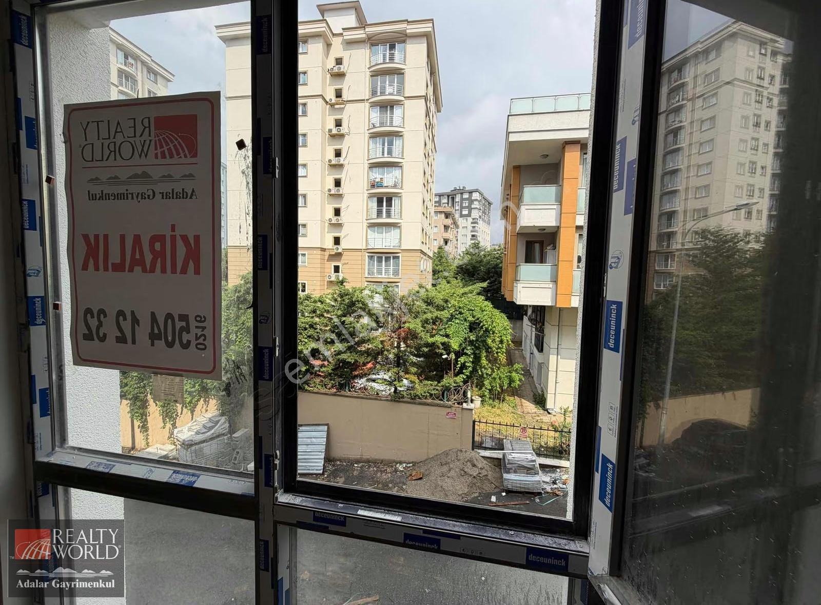 Ataşehir Acıbadem Ve Fenerbahçe Üni Yürüme Mes Kiralık 1+1