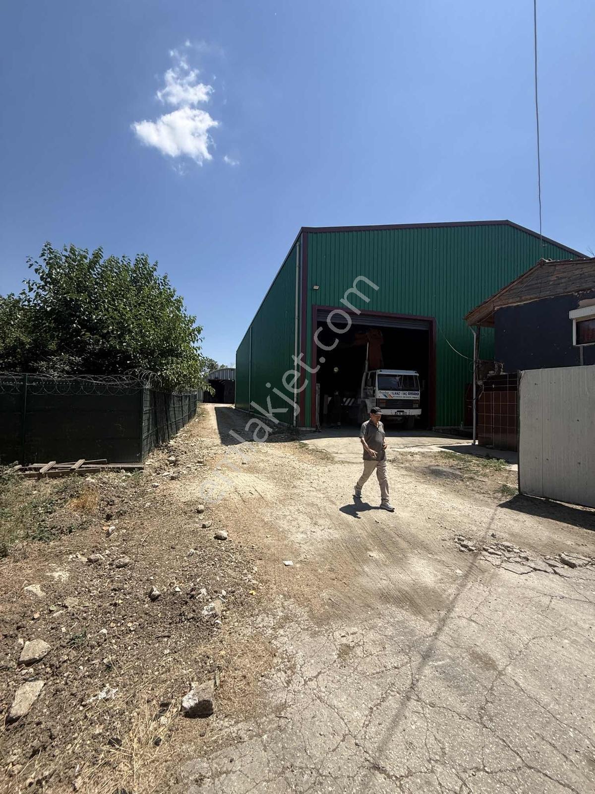 Çatalca'da Kaçırılmayacak Fırsat! 8.800 M² Kurulu Çiftlik - Görsel 35