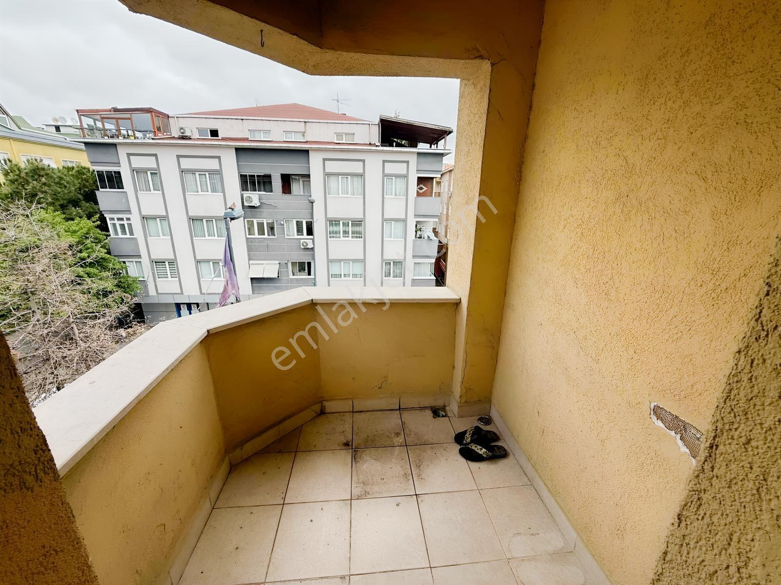 Kiralık Metroya Çok Yakın Otoparklı 4+1 - Görsel 20