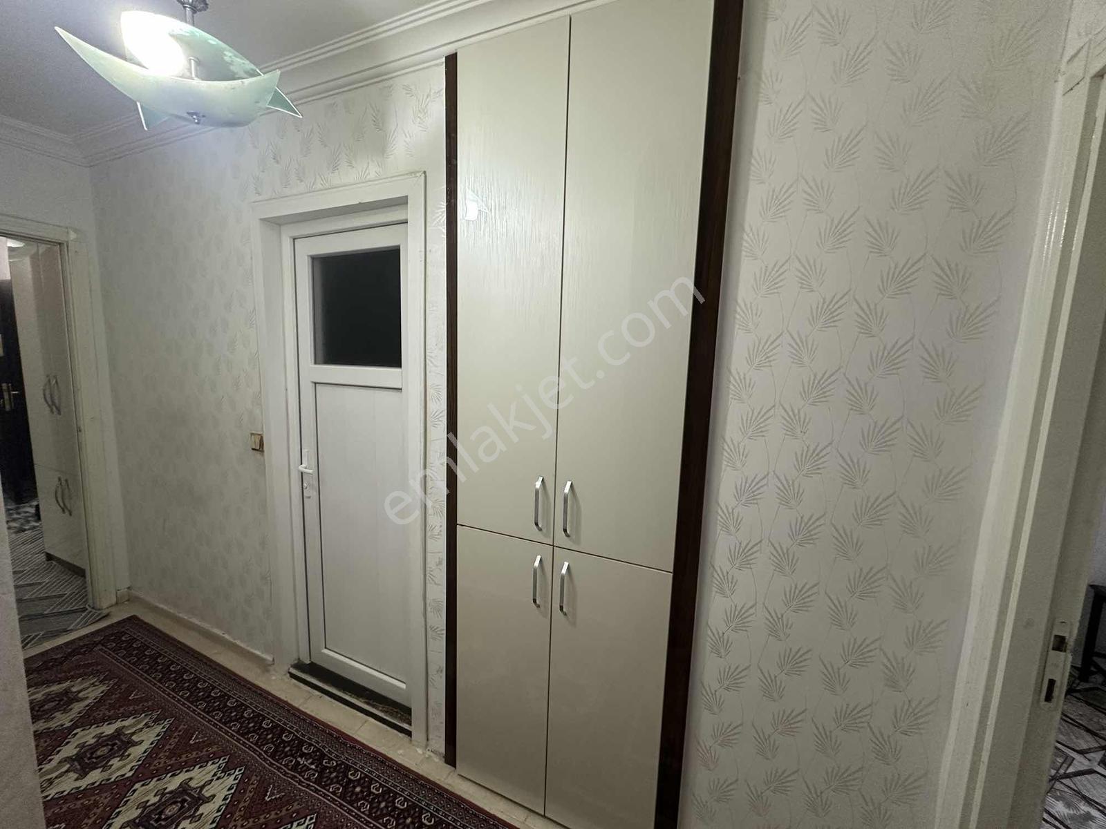 Kareden Seyrantepe Merkezi Konumda Satılık Bakımlı 3+1 Daire - Görsel 4