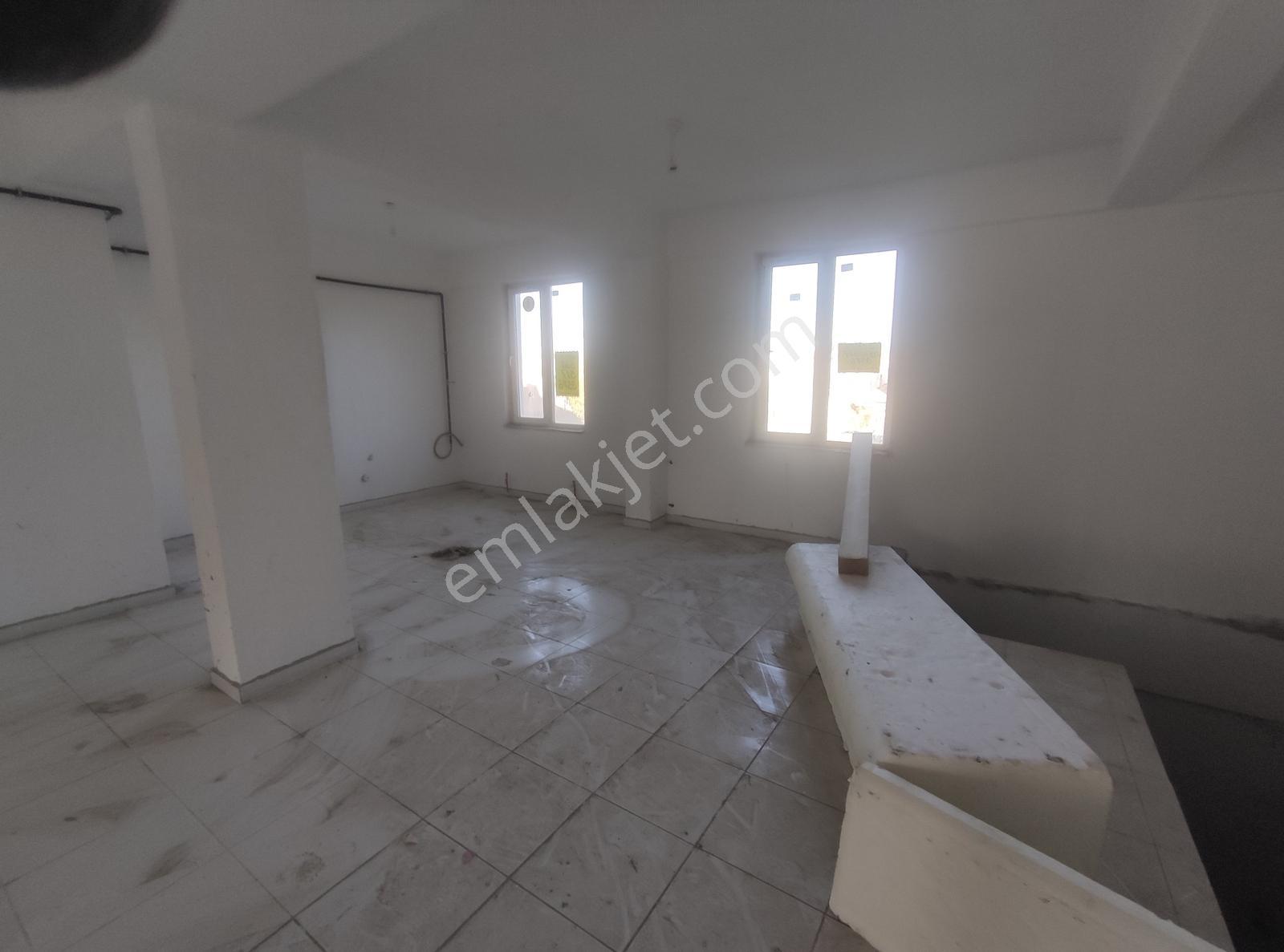 Özpınar,dan Dükkan 95 M2 Depo-atölye 260 M2 Toplam 355 M2 - Görsel 12
