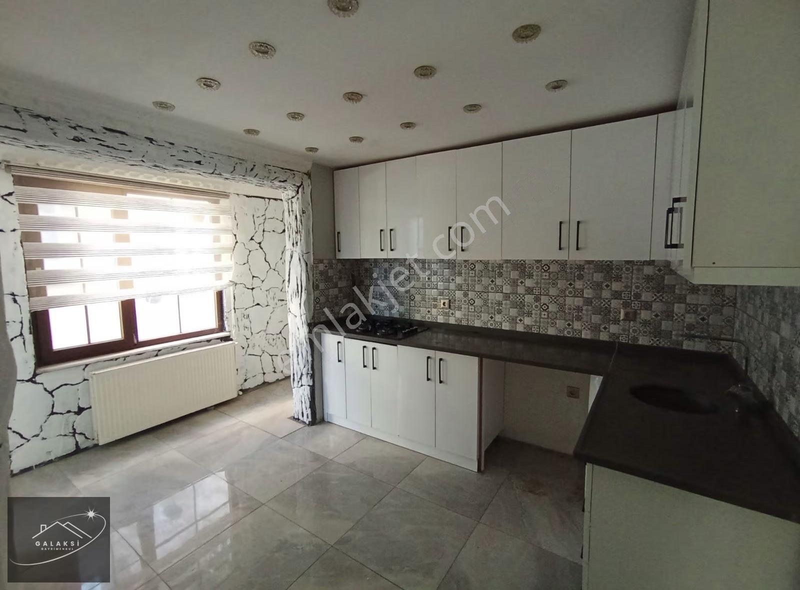 Merkezi Konumda | 150 M² Net | Ara Kat | Ferah 4+1 Kiralık Daire - Görsel 11