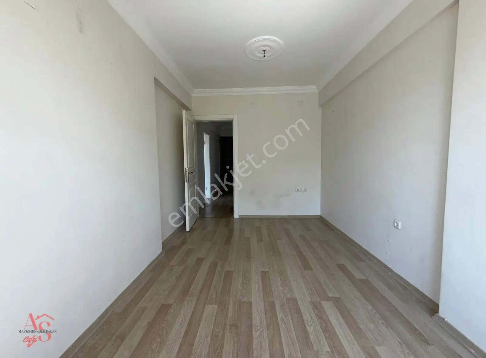 Site İçerisinde Otoparklı Ara Kat 2+1 Temiz Daire - Görsel 10