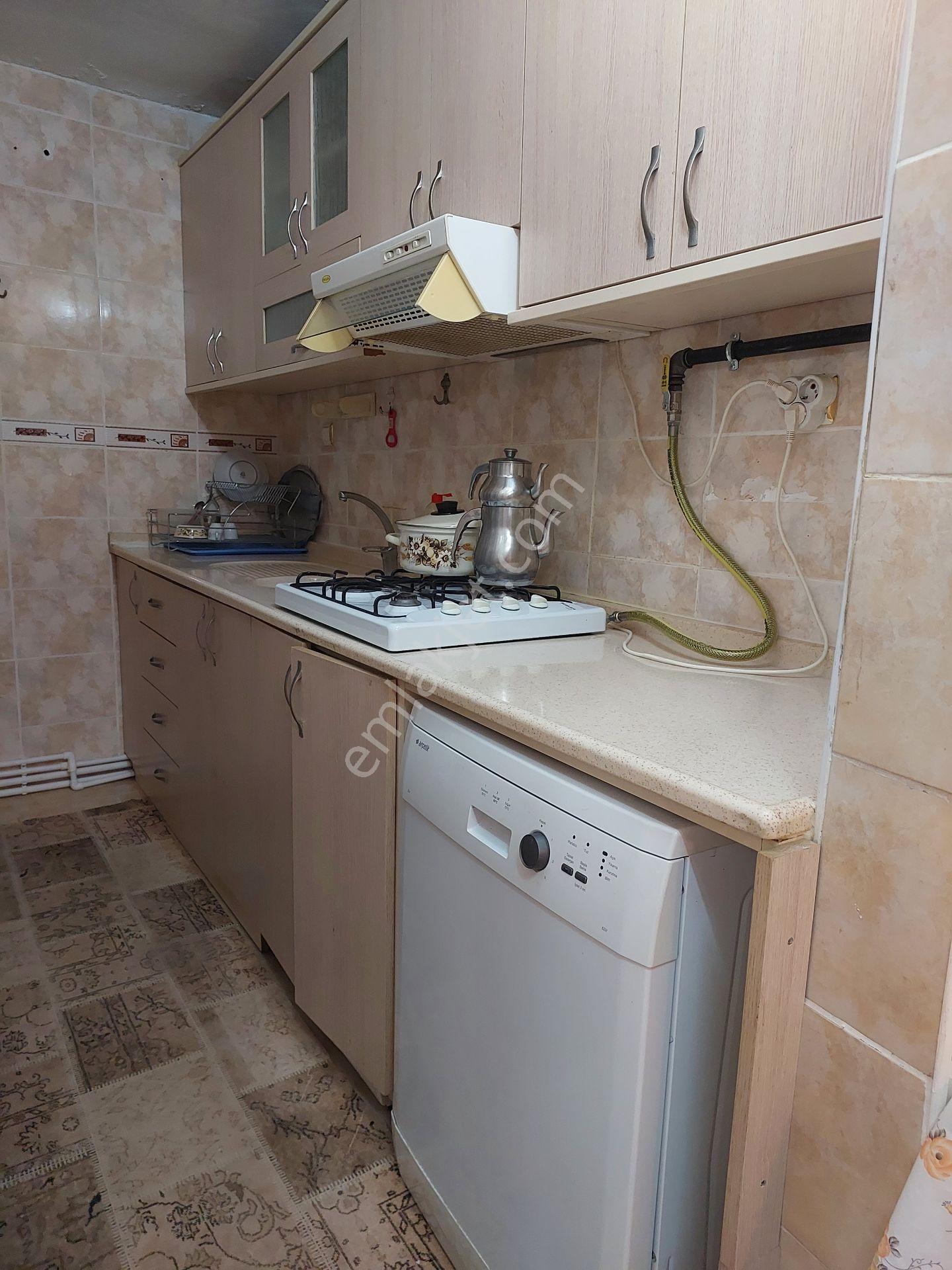 Bursa Güllük Mahallesi'nde Kiralık Eşyalı 2+1 Bahçeli Müstakil Ev - Görsel 20