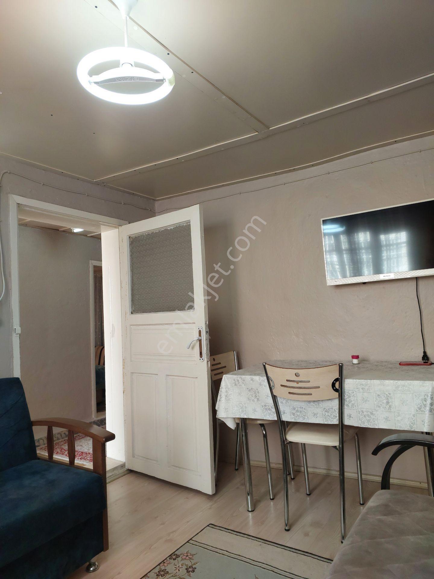 Bursa Güllük Mahallesi'nde Kiralık Eşyalı 2+1 Bahçeli Müstakil Ev - Görsel 14