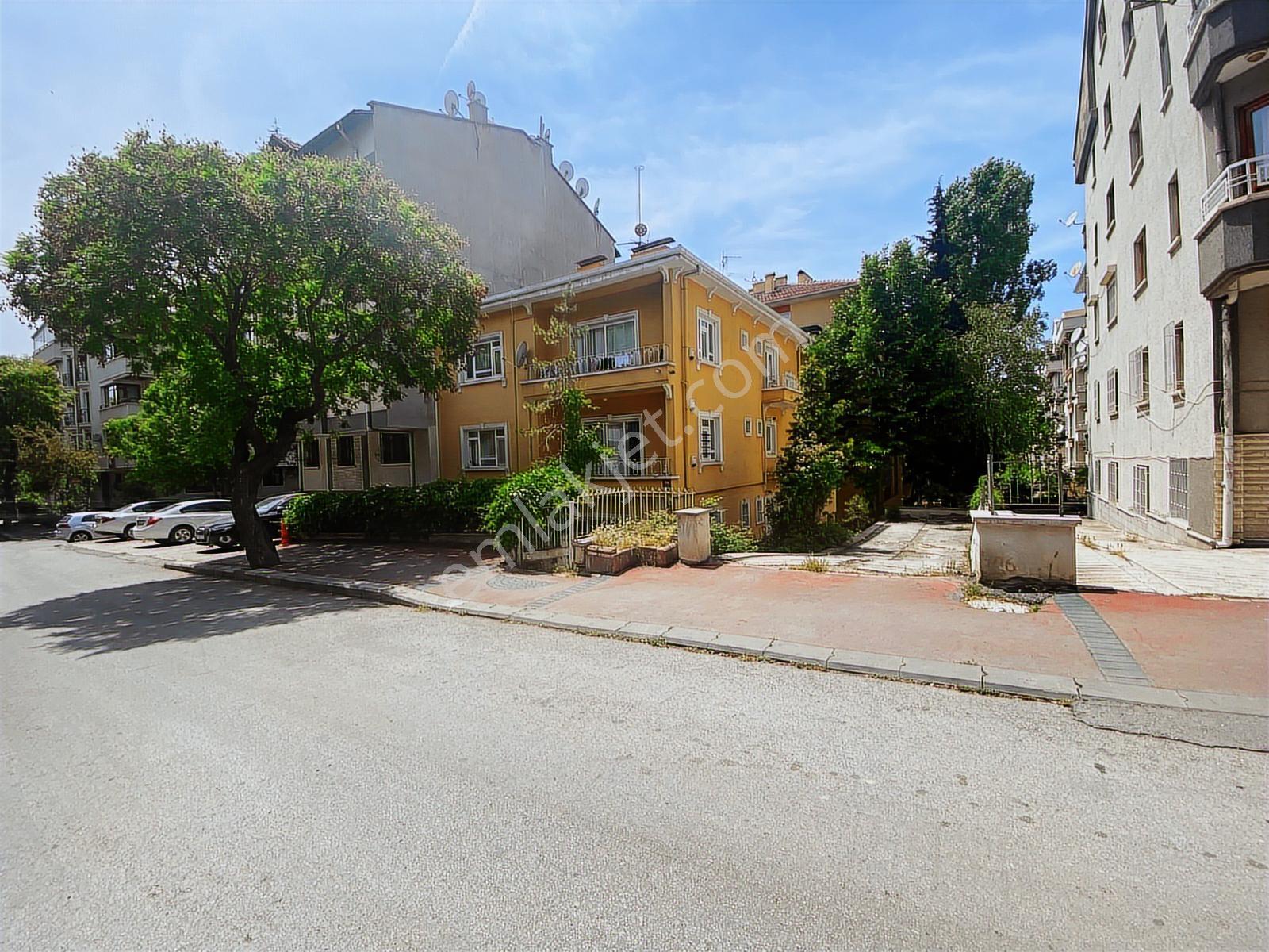 Emek Mahallesinde Komple Satılık Bina 316 M2 Kentsel Dön. Uygun - Görsel 15