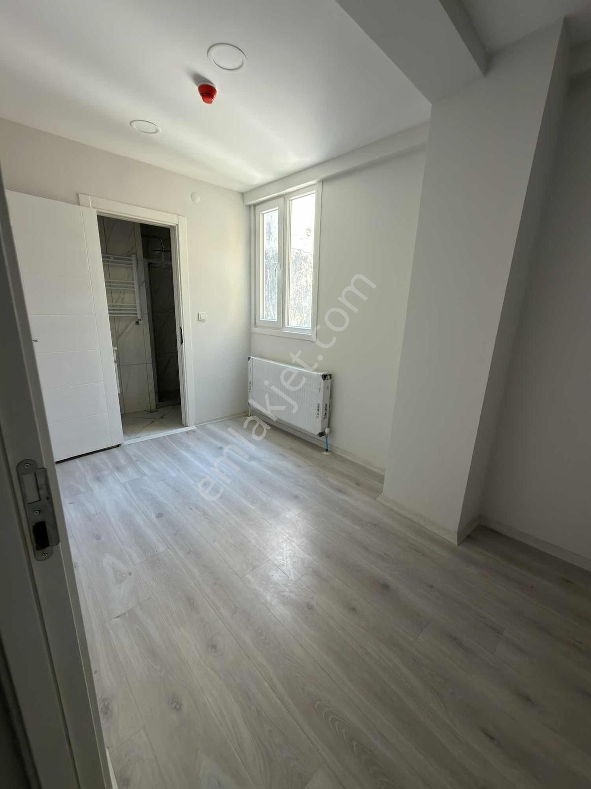 Sultanahmet Yakın Kiralık 4 Katlı 10 Odalı Apart Sıfır Devirsiz!