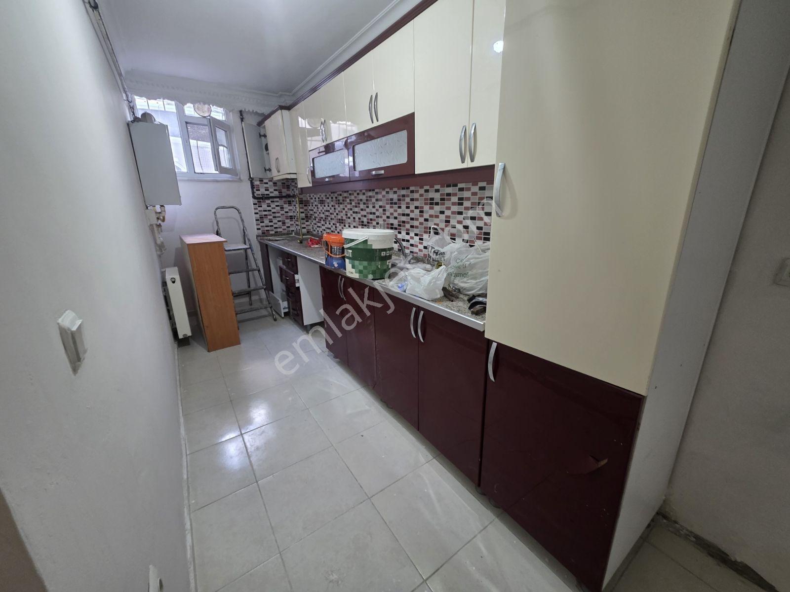 Mimar Emlak'tan Metroya 1 Dk Satılık 1+1 Yeni Bahçekat Daire