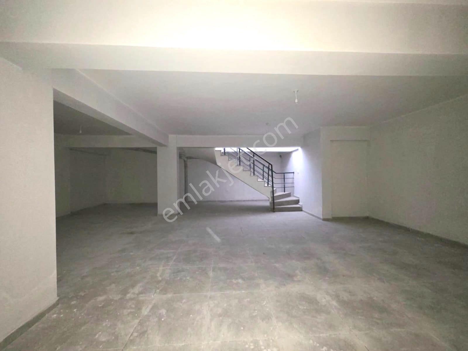 Yeşilova Boğazova Cd. Üzerinde Yatırımlık 170m² Satılık Dükkan - Görsel 9