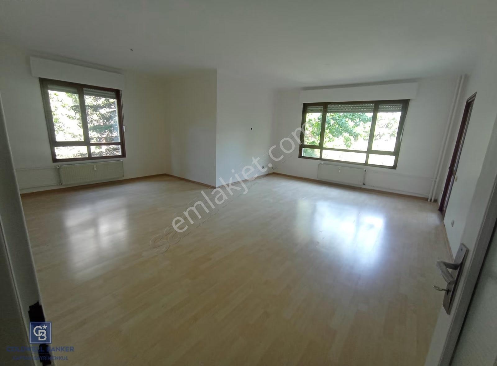 Ataşehir Site İçerisinde 4,5+1 Kiralık Daire - Görsel 3