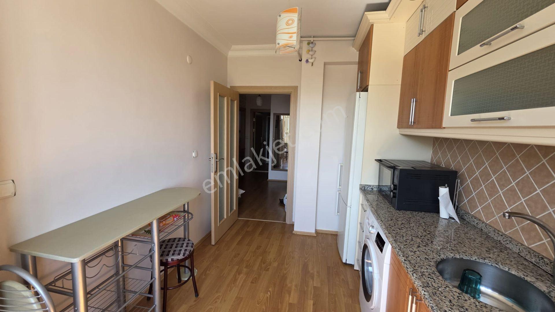 Ümraniye Parseller Metro Durağında 2+1 Eşyalı Kiralık Daire - Görsel 21