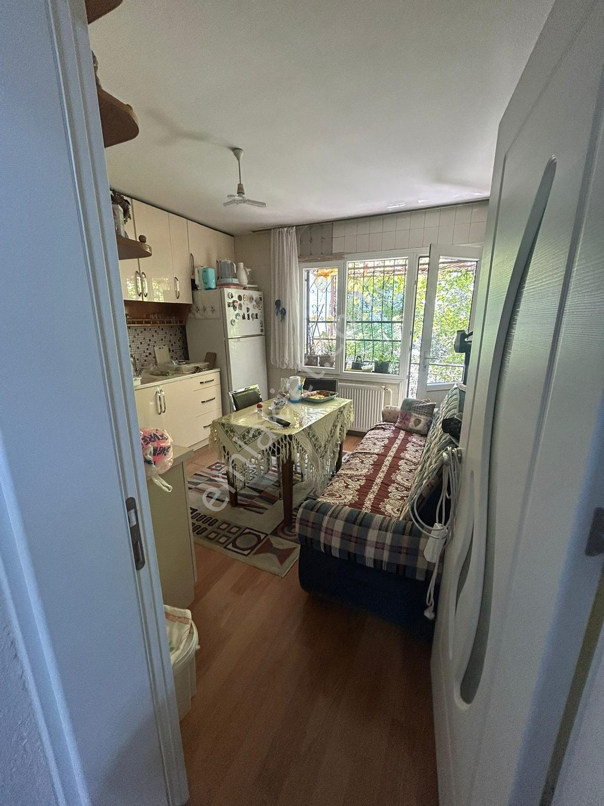 3 Ailenin Oturabileceği Daire 3 Katlı + Dükkan - Görsel 11