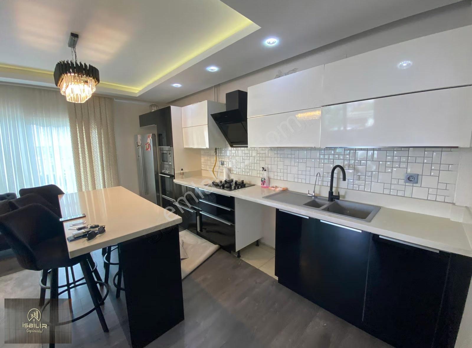 Gürselpaşa Mah. İzzetbegeviç Bulvarı Üzeri Satlık 4+1 Full Daire - Görsel 12