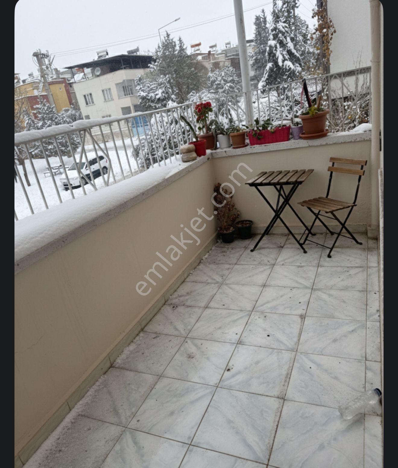 Doğan Emlak'tan-gazikent'te Bakımlı Köşe Cepheli Dubleks 5+1 - Görsel 2