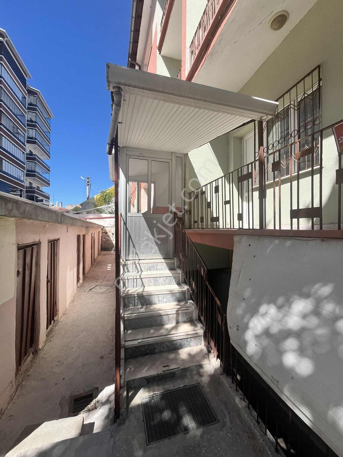 Atacan,dan Merkezde Satılık Komple Apartman | 8 Daire | - Görsel 3
