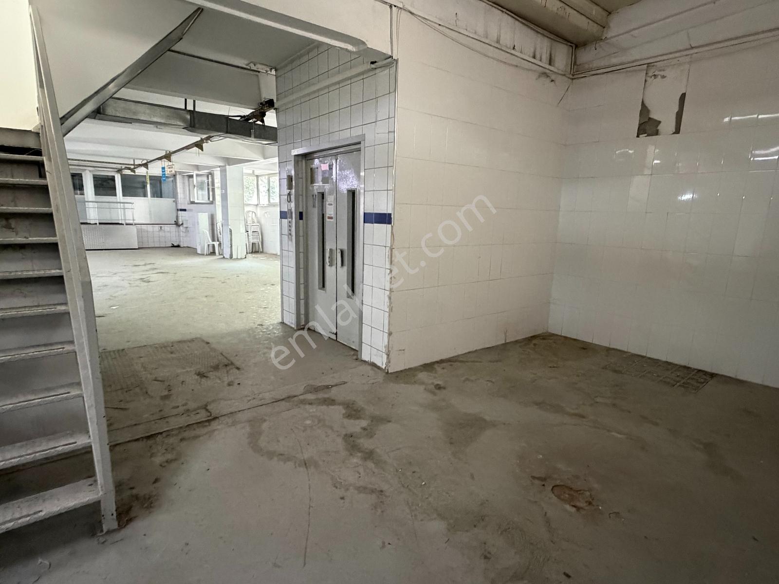 Bağcılar Güneşli Merkezde Kiralık 3.400 M2 Müstakil Fabrika - Görsel 29