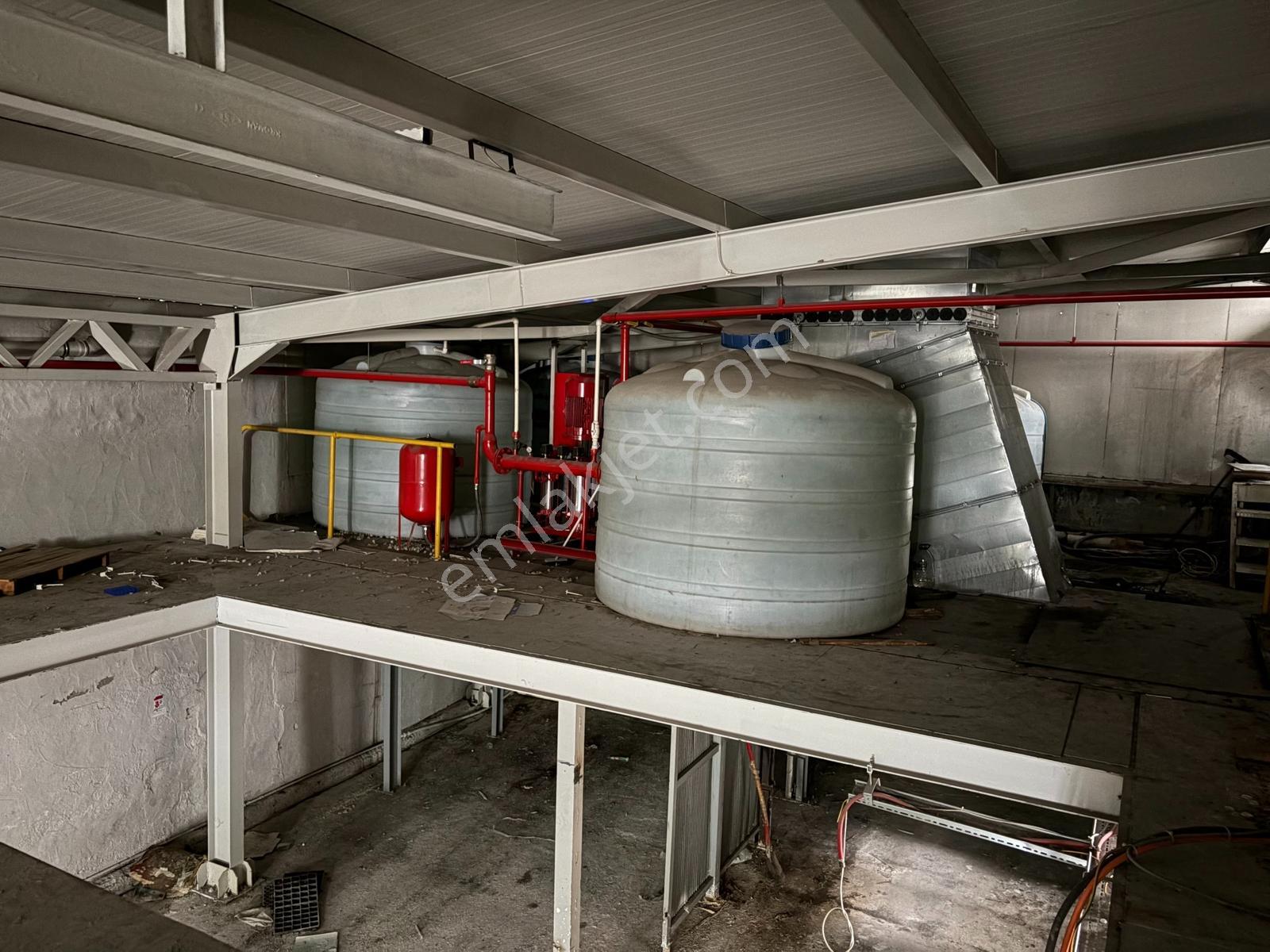 Bağcılar Güneşli Merkezde Kiralık 3.400 M2 Müstakil Fabrika - Görsel 7