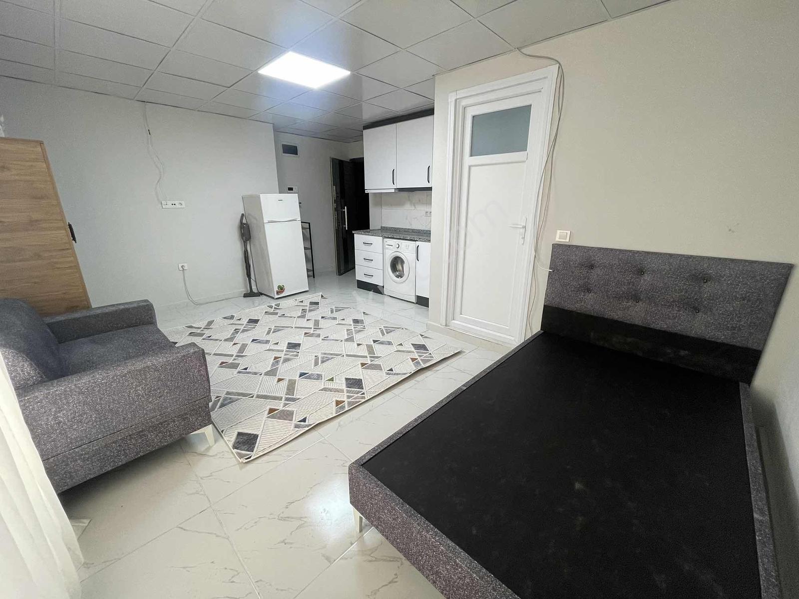 Geniş Ferah Sıfır Eşyalı 1+0 Balkonlu Bodrum Katı Kiralık - Görsel 11