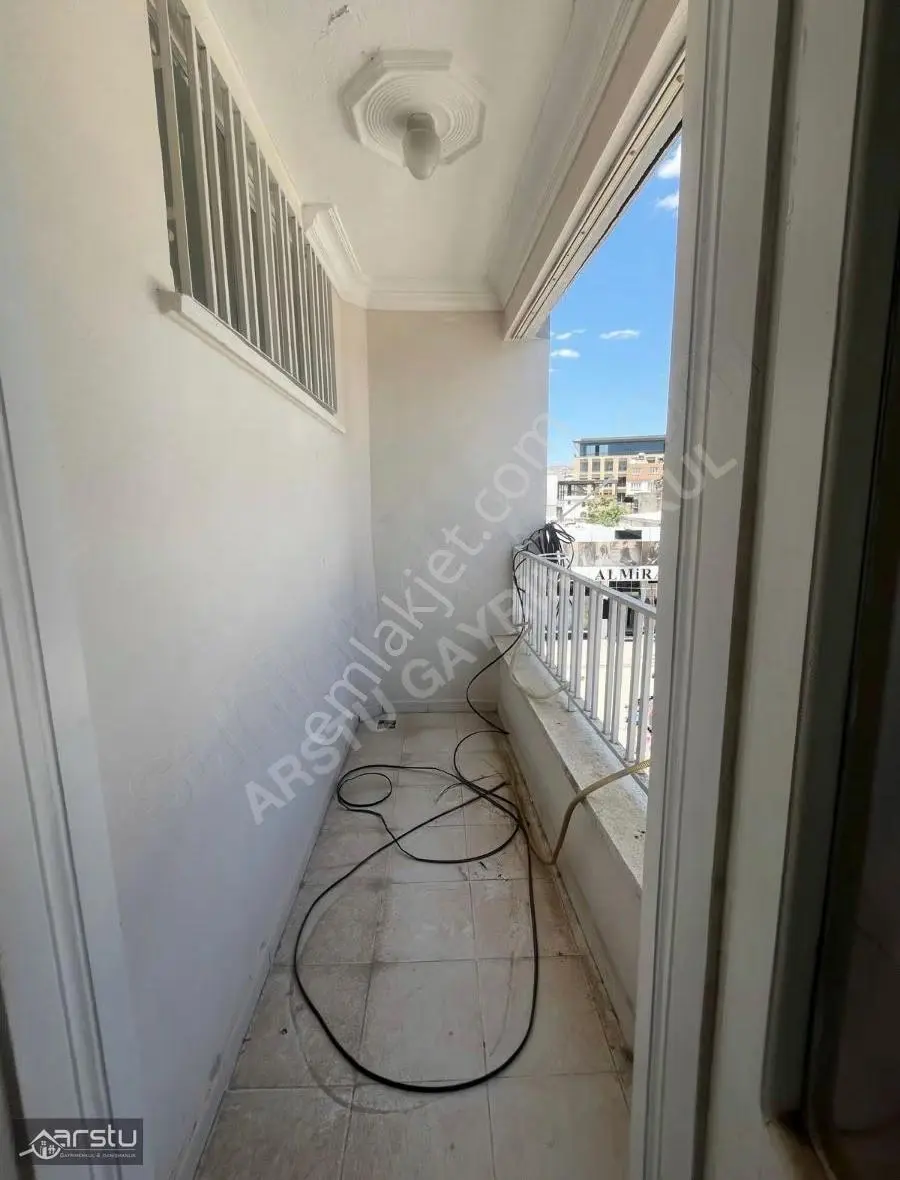 Arstu Gm Veyselden Çarşı Merkezde Kiralık Daire - Görsel 2