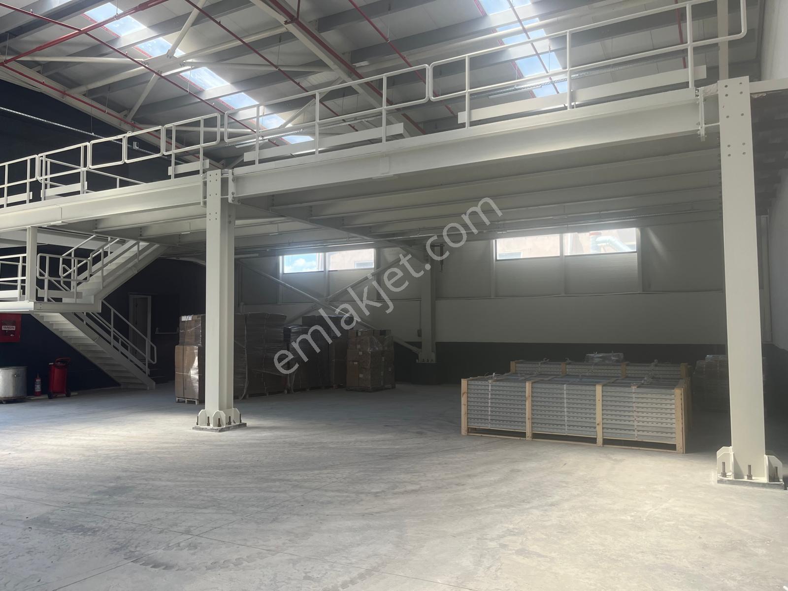 Boya Vernikçiler Sanayi Sitesinde Kiralik Sıfır 650m2 Fabrika - Görsel 4