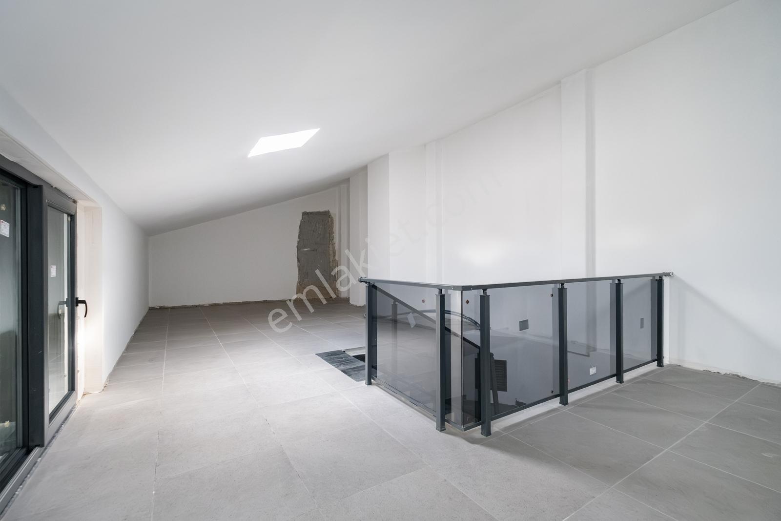 Düzlerçamı'da Akıllı Ev Sistemli, Yerden Isıtmalı, 5+1 , Villa - Görsel 34
