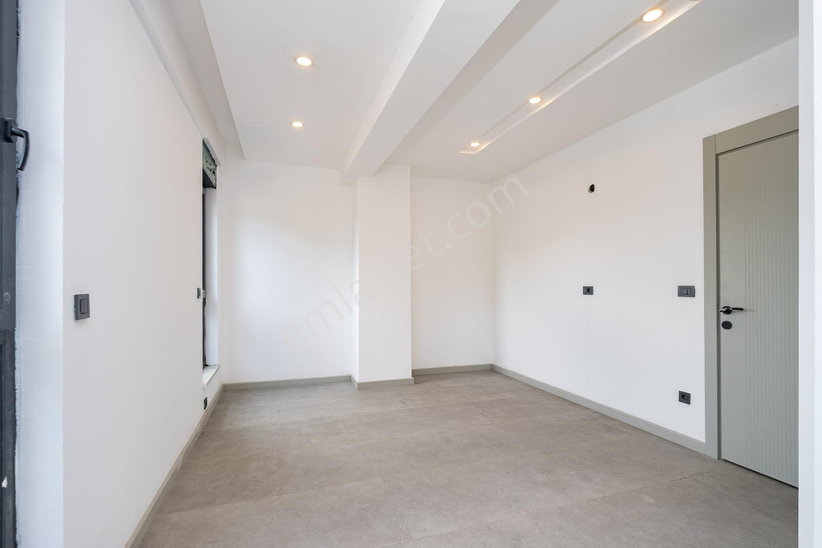 Düzlerçamı'da Akıllı Ev Sistemli, Yerden Isıtmalı, 5+1 , Villa - Görsel 28