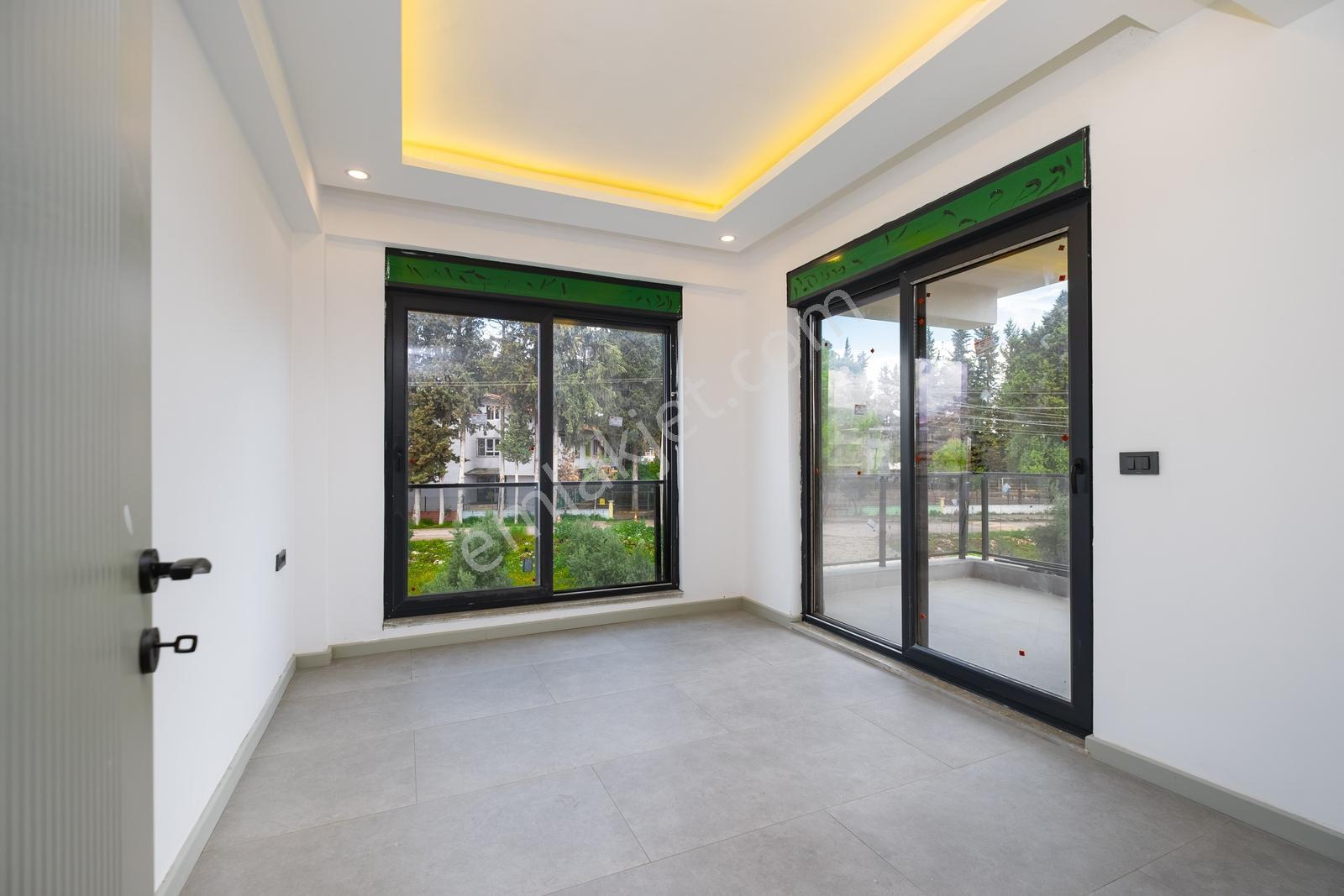 Düzlerçamı'da Akıllı Ev Sistemli, Yerden Isıtmalı, 5+1 , Villa - Görsel 26