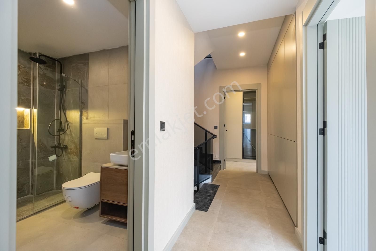 Düzlerçamı'da Akıllı Ev Sistemli, Yerden Isıtmalı, 5+1 , Villa - Görsel 17