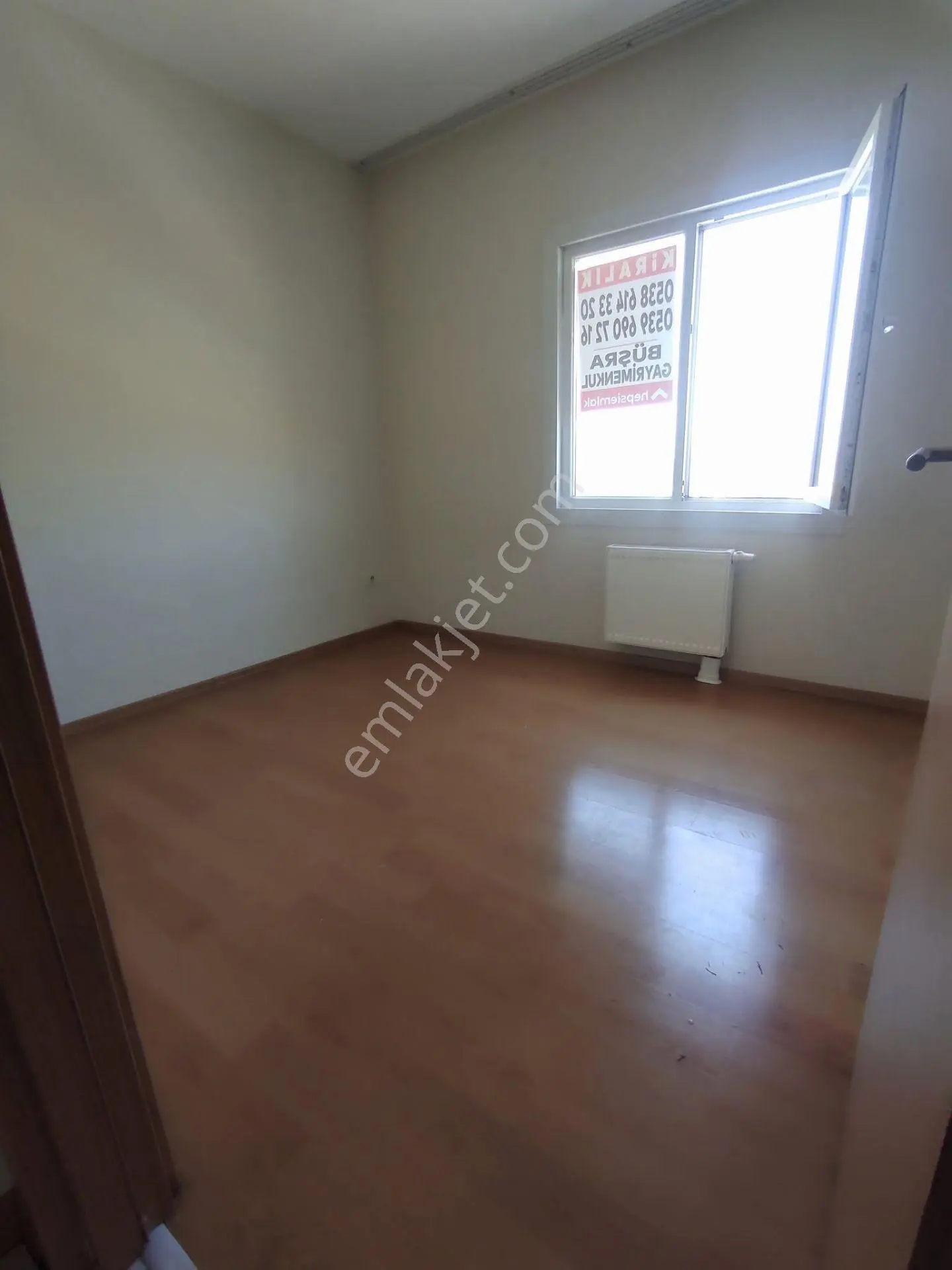 Büşra Gayrimenkulden Kiptaş 3 Te Kiralık Daire 90m2 Kat 6 Site İçi 2+1 - Görsel 3