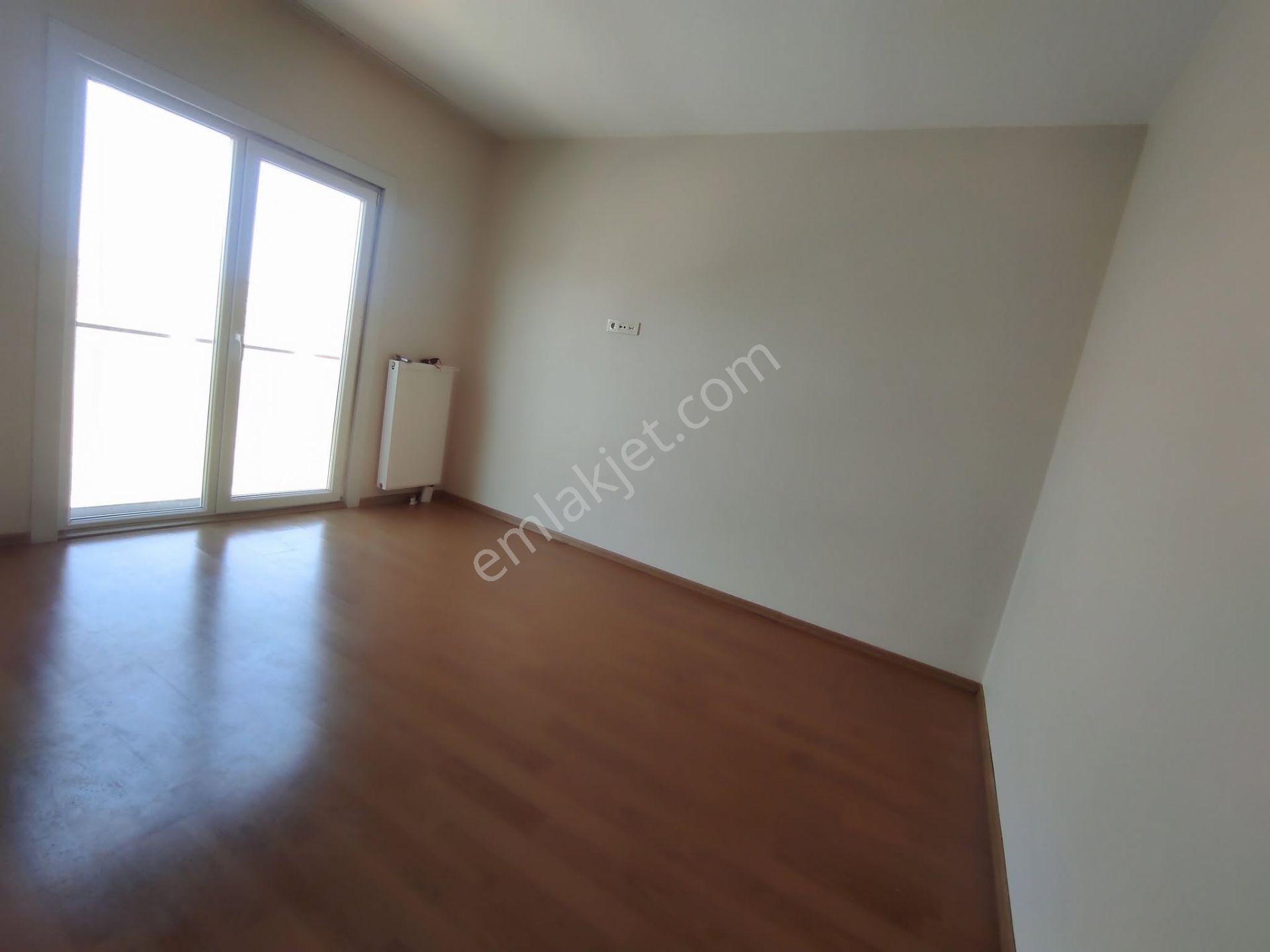 Büşra Gayrimenkulden Kiptaş 3 Te Kiralık Daire 90m2 Kat 6 Site İçi 2+1 - Görsel 19