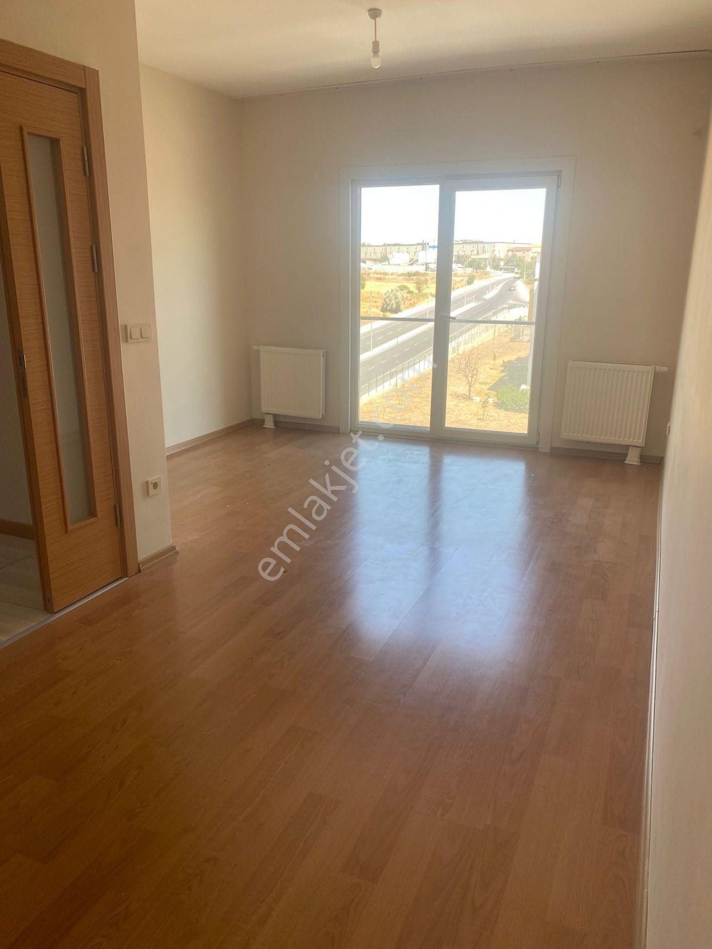 Büşra Gayrimenkulden Kiptaş 3 Te Kiralık Daire 90m2 Kat 6 Site İçi 2+1 - Görsel 23