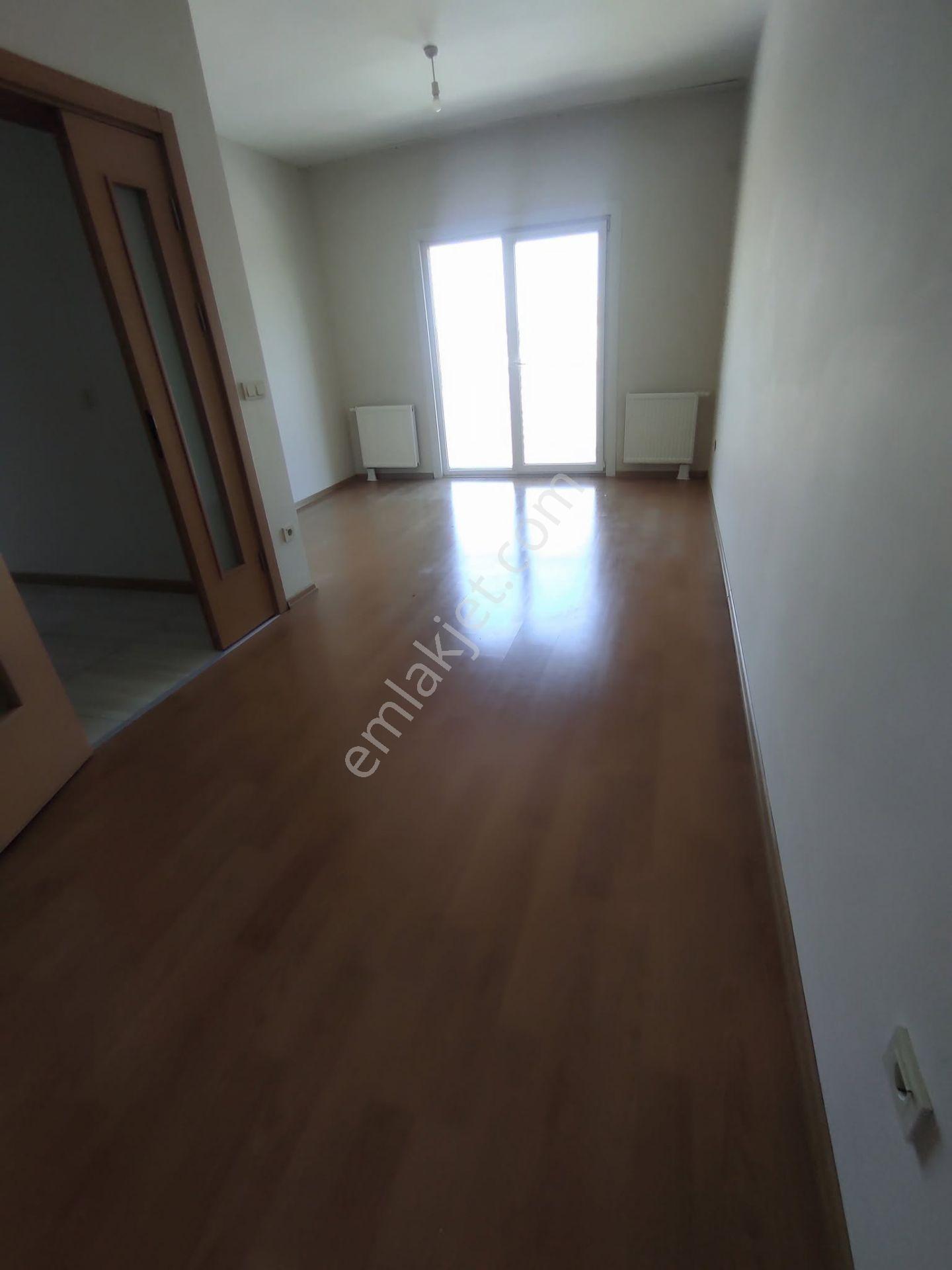 Büşra Gayrimenkulden Kiptaş 3 Te Kiralık Daire 90m2 Kat 6 Site İçi 2+1 - Görsel 25