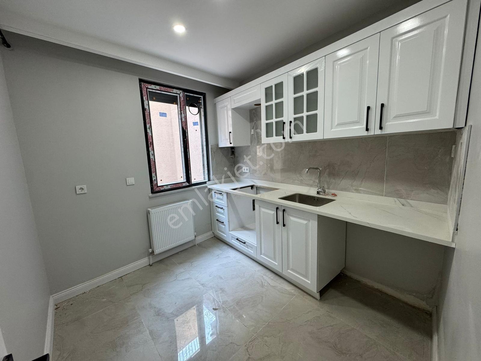 Çekmeköy Merkez Mah. Satılık 2+1 Giriş Kat Daire Bahçe Kullanmlı - Görsel 15