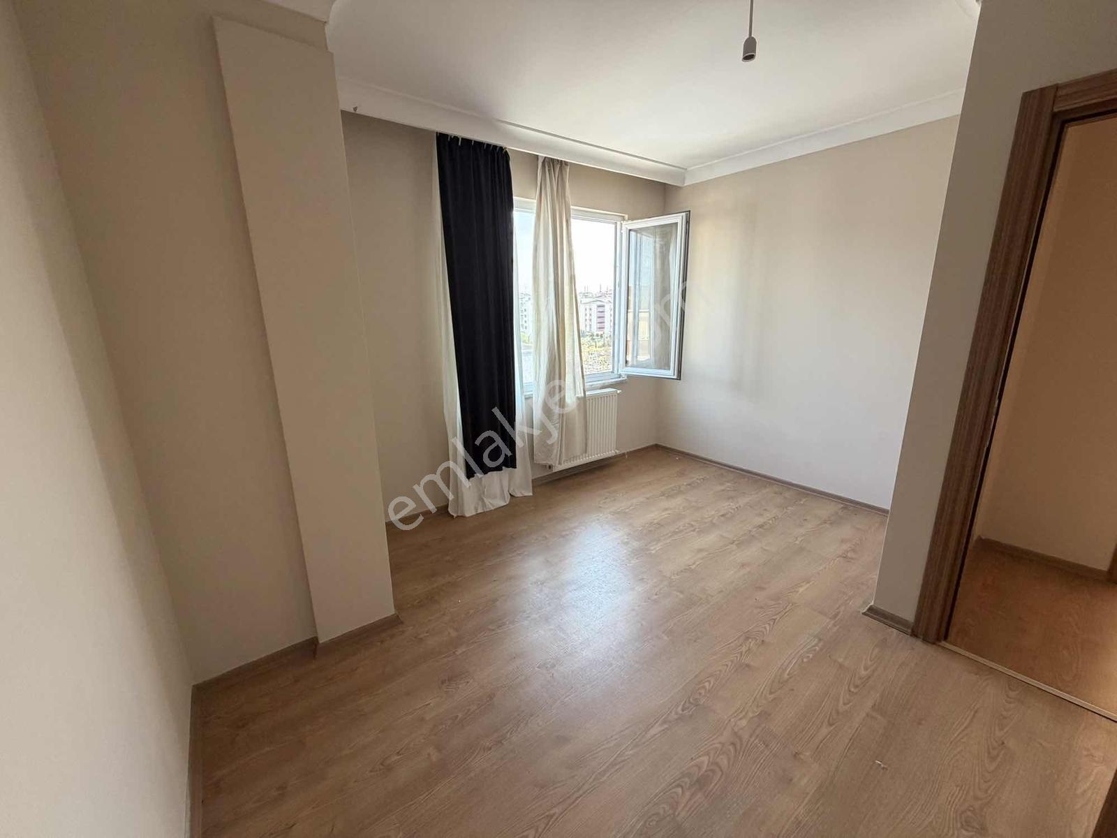 Hamitler Güneştepe Cadde Üzerinde Kiralık 4+1 Dubleks - Görsel 10