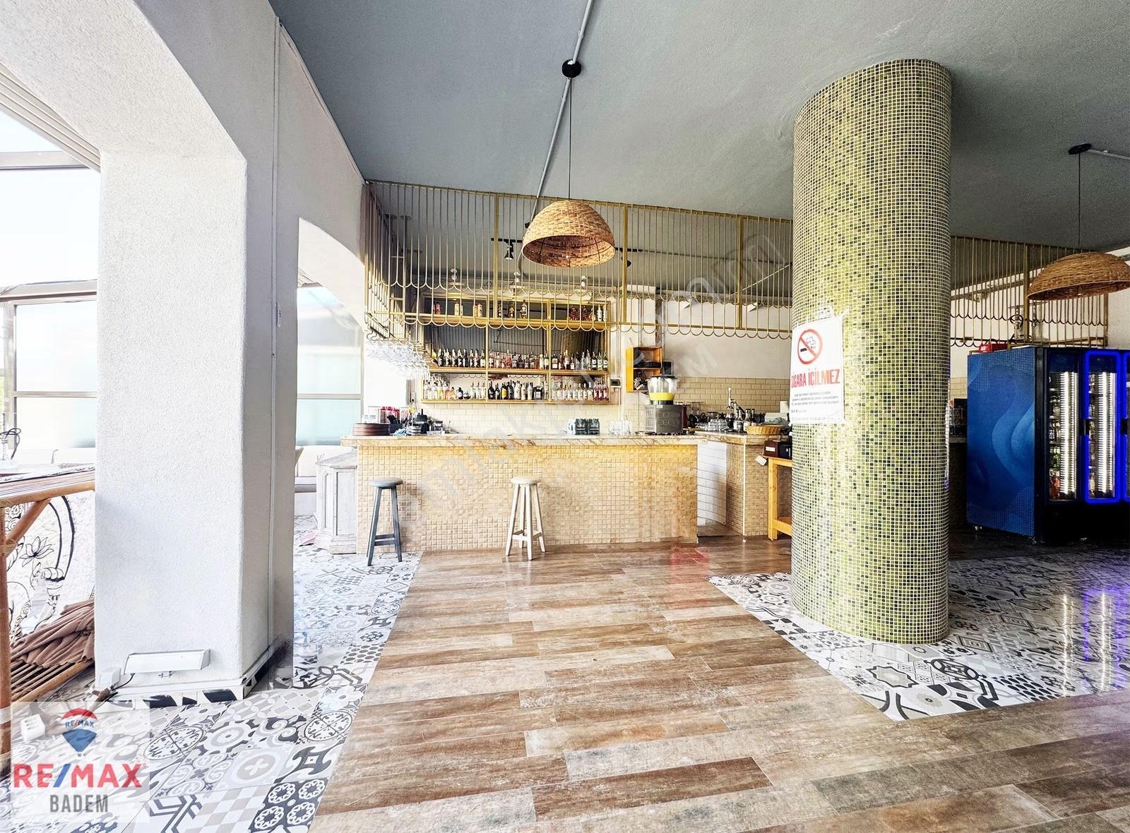 Marmaris Uzunyalı'da Denize Sıfır Satılık İşyeri Ve Ev (325m2) - Görsel 9