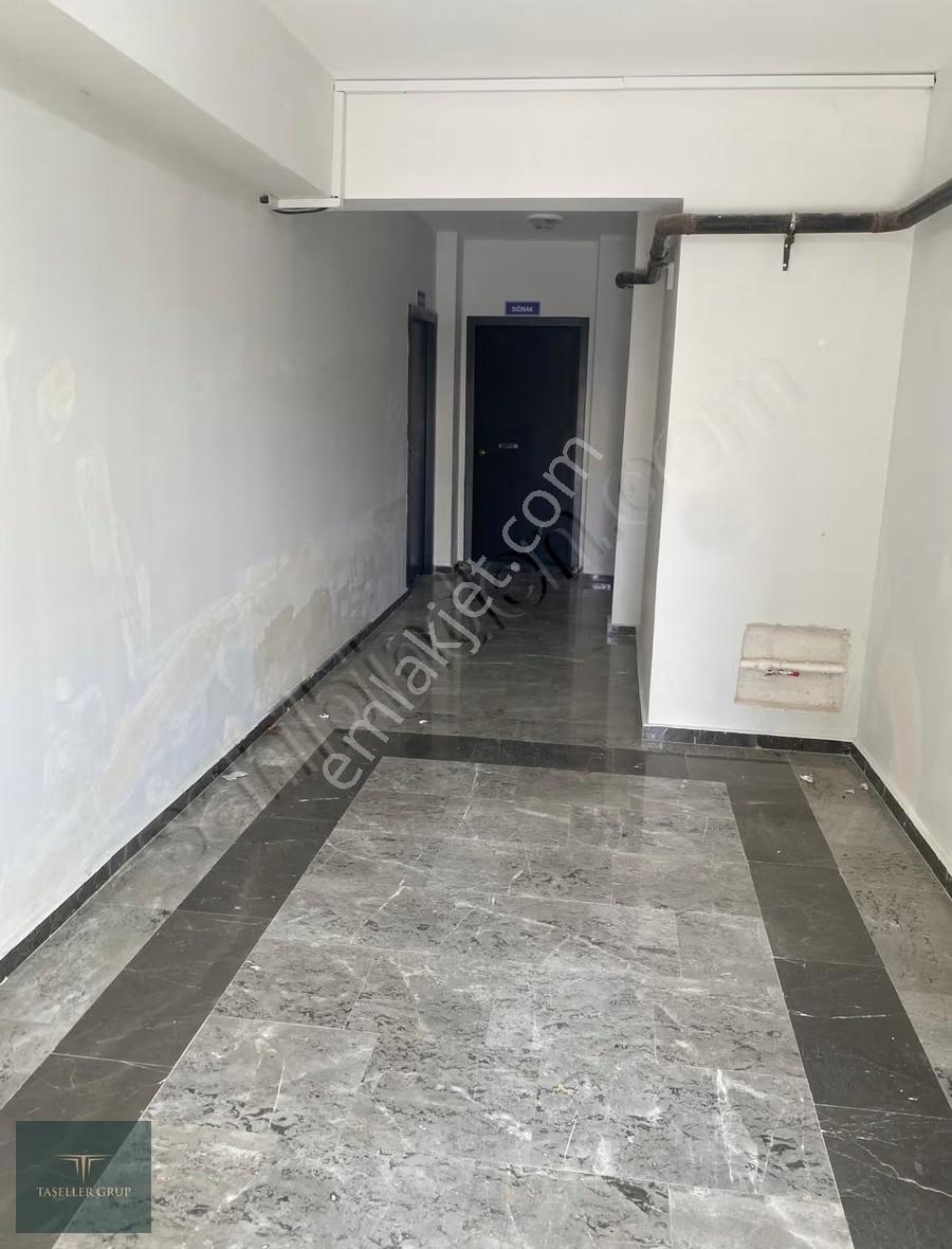 Akçalarda Göl Manzaralı Site İçi Yüksek Kredi 2+1 Geniş Daire - Görsel 20
