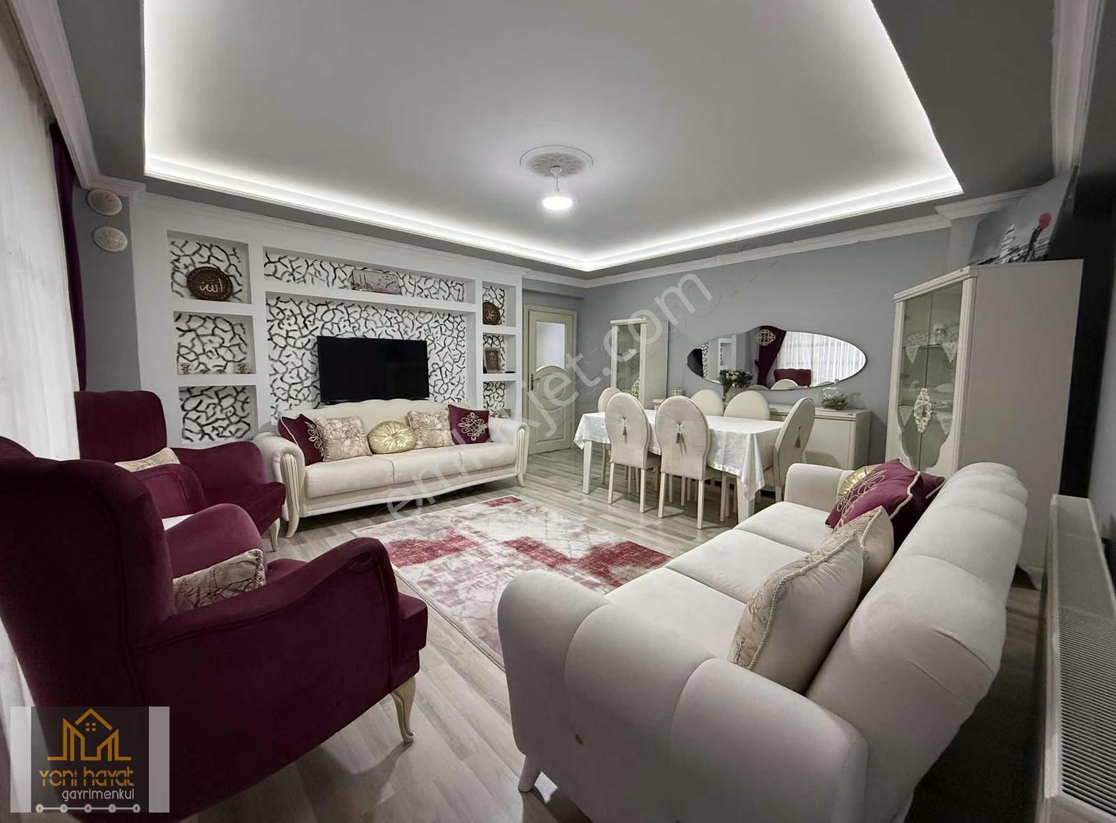 Opet Kavşağına Yakın Ara Kat Acill Satılık 3+1 Daire