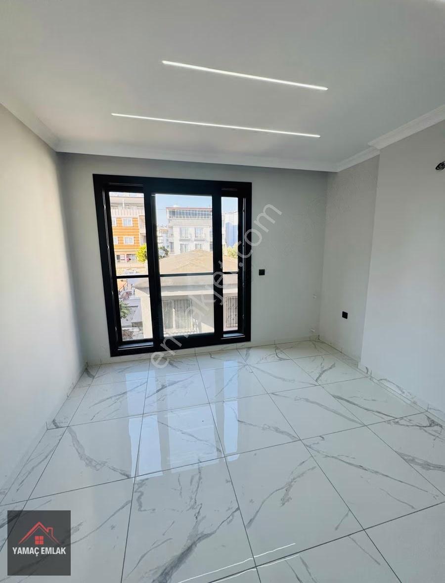 Didimde Satılık Asansörlü Sıfır Binada Ara Kat 1+1 Şık Daire - Görsel 13