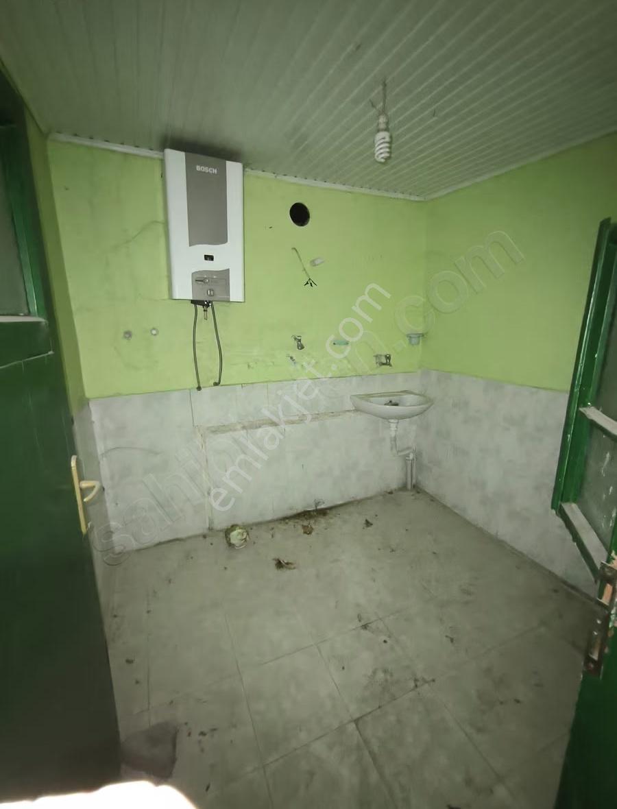 Baklan Merkezde Satılık 1365m2 Arsa İçinde 3 Adet Ev Ve Depo - Görsel 5