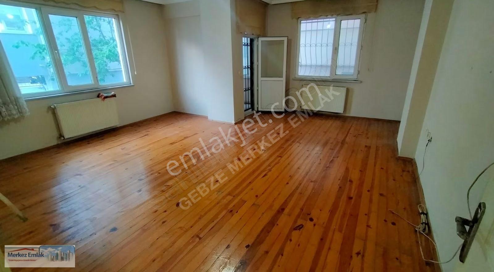 Merkez Emlâk Armağan'dan 3+1 1 Kat 120 M² Otoparklı Daire - Görsel 5