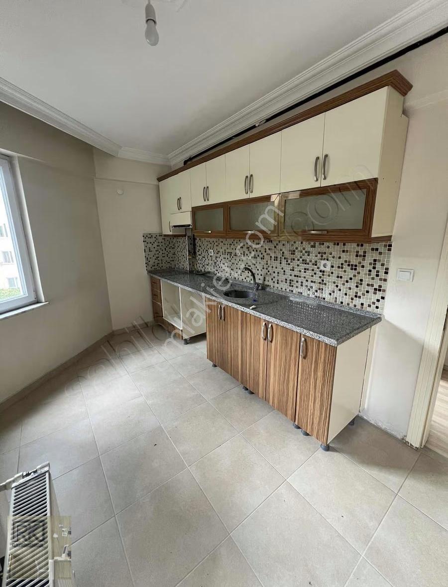 R.k Dan Osmagazi Alipaşada Kiralık 3+1 Daire - Görsel 8